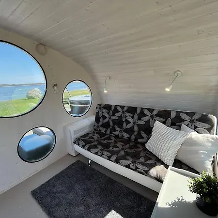 Privaatne 180 Kraadise Merevaatega Maja Ja Saun بيت للعطل *