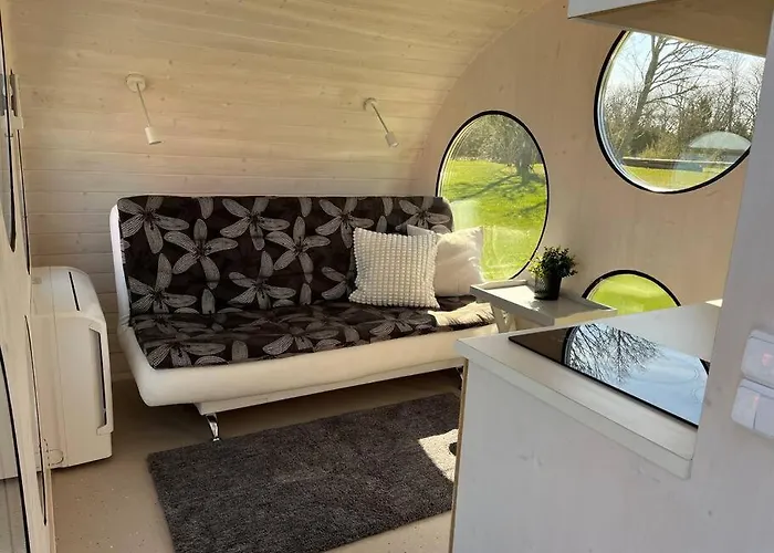 بيت للعطل Privaatne 180 Kraadise Merevaatega Maja Ja Saun Ruhve